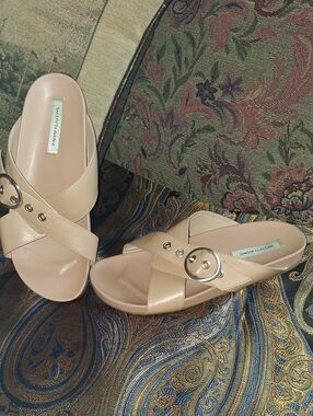 Saks Fifth Avenue Beige Slides